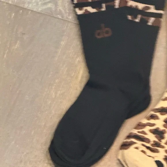 6-Pack Leopard Accent Crew Socks - Black, Leopard, White - Picture 2 of 4